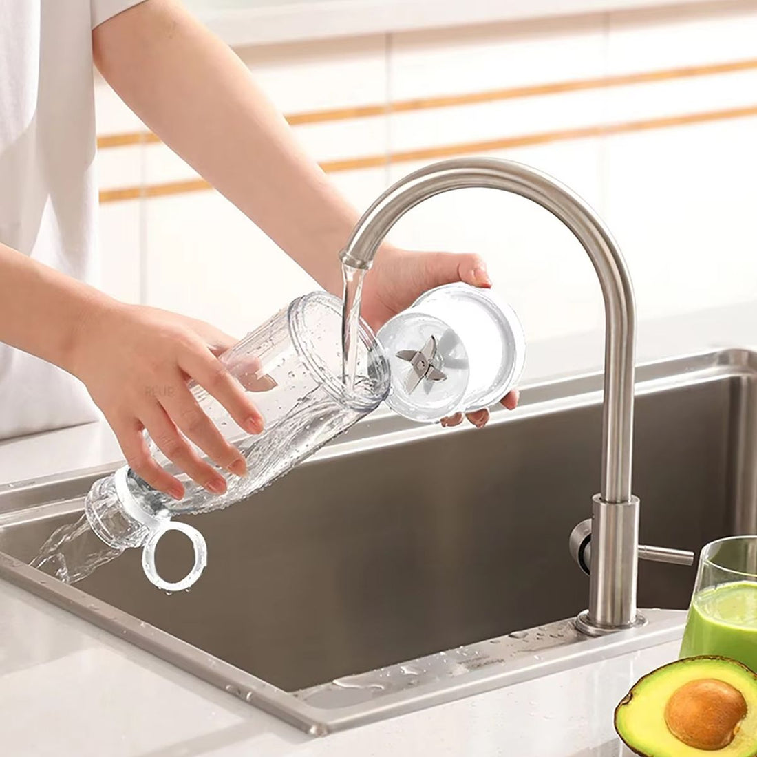Juicer Bottle Cleaning Tips: How to Keep Yours Fresh and Germ-Free